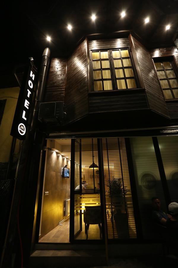 Saray Hotel Призрен Екстериор снимка